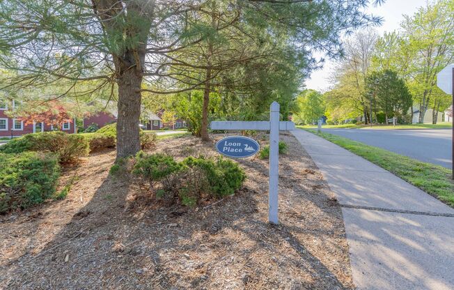 Beautifully Renovated 2 Bed, 2 Bath Colonial Home in Lakewood Community