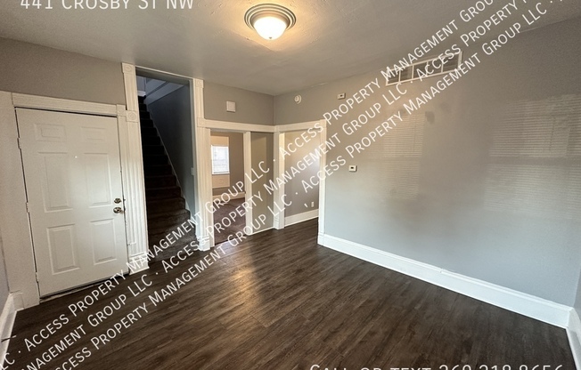 441 CROSBY ST NW