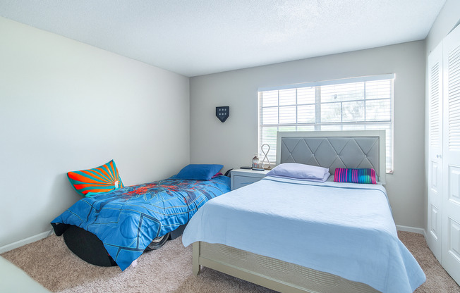 2 beds, 1.5 baths, 1,300 sqft, $1,450, Unit 1b-5424