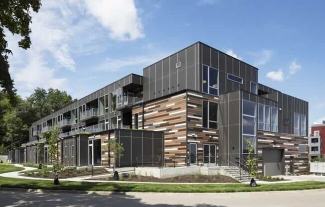 Studio, 1 bath, 582 sqft, $1,200, Unit 315