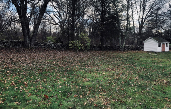18 LAGANA LN