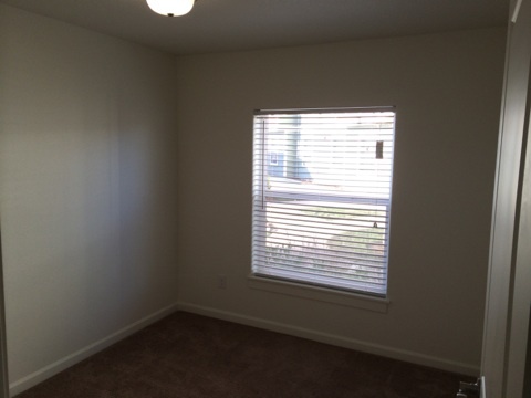 3 beds, 2 baths, 1,081 sqft, $1,850, Unit 301A