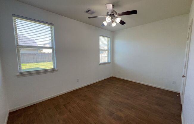12112 Paseo Place **Ask about our NO CASH DEPOSIT option!**