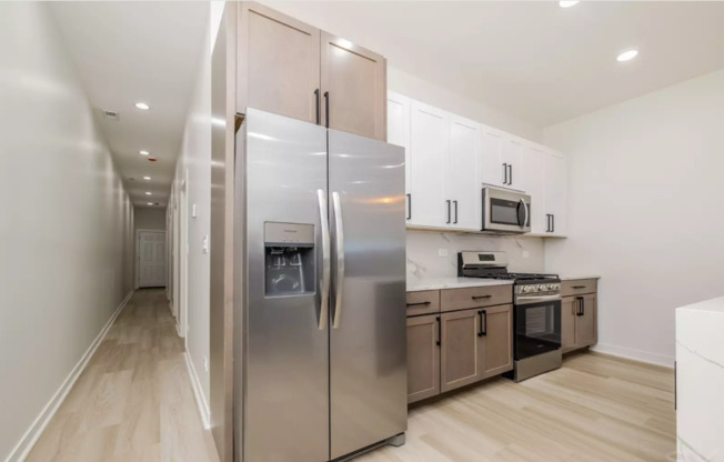 1056 N Central Park Ave