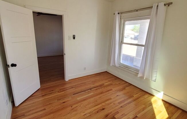 2 beds, 1 bath, $1,635