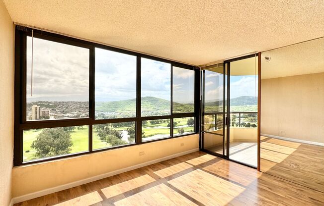 HIGHLY DESIRABLE 2 BED/2 BATH SPECTACULAR VIEWS