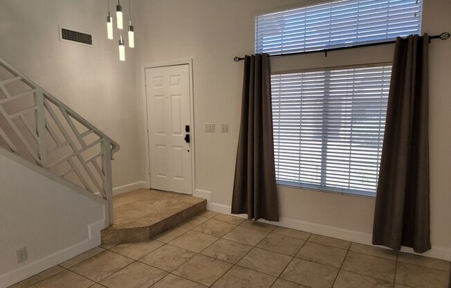 2 beds, 2.5 baths, $2,450, Unit Unit 1105