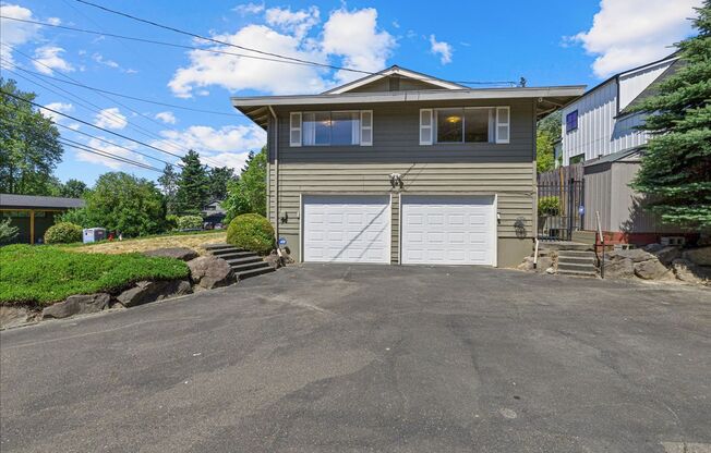 CLICK "REQUEST A TOUR" NOW!