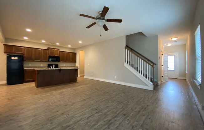 Townhome for rent in Gardendale!!! Available to View with 48 Hour Notice!!!