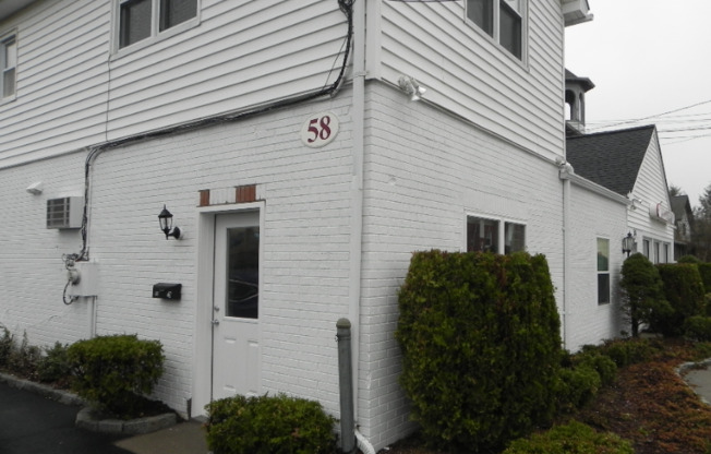 58 VAN ZANT ST