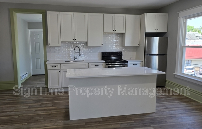 25 WAYSIDE AVE