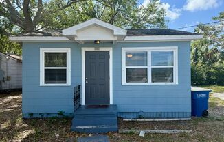 Beautiful 3/1 in Clearwater Available Now!