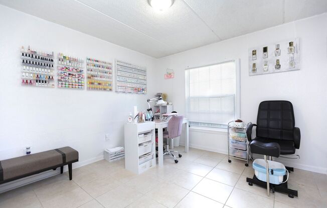 3 beds, 2 baths, 1,350 sqft, $1,610