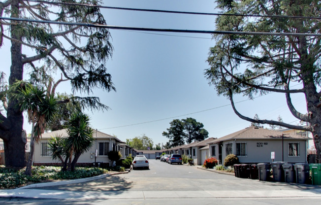 1500 162nd Ave