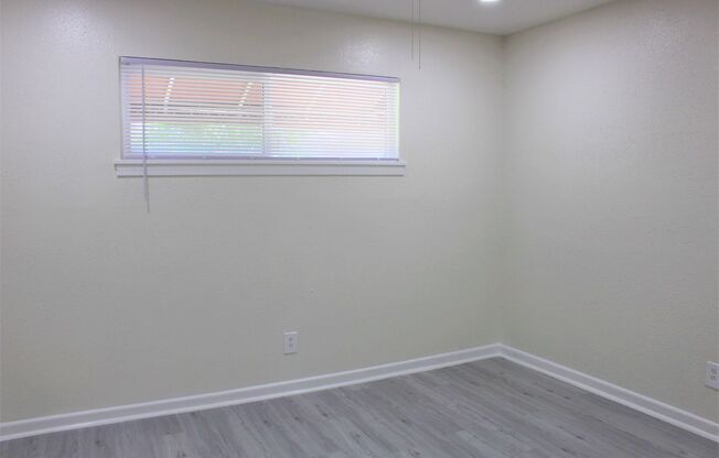 1 bed, 1 bath, 715 sqft, $925, Unit 66