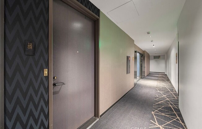 1 bed, 1 bath, 840 sqft, $3,500, Unit 1208