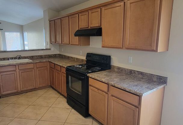 Charming 4 bedroom Avondale home!