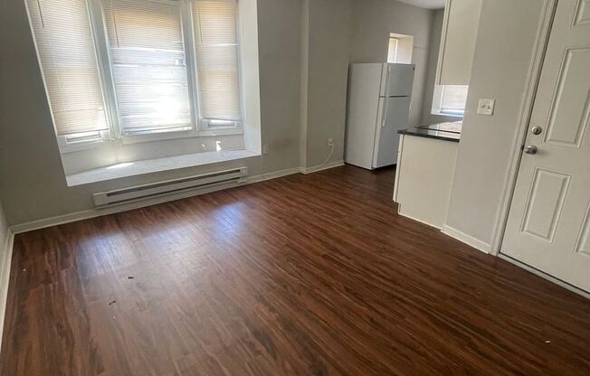 Chelten Avenue 700 E