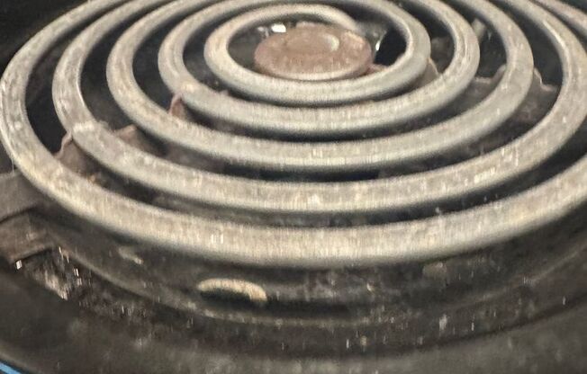 1 bed, 1 bath, 670 sqft, $972, Unit 125