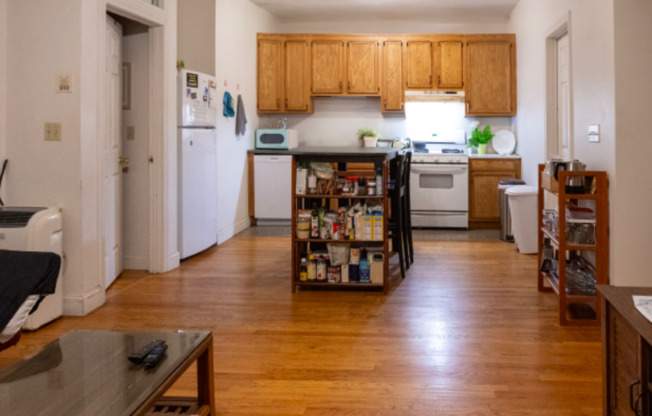 23 Cummings Rd Apt 3