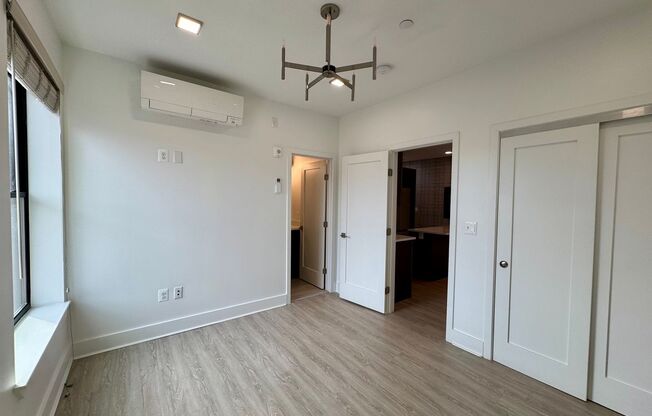1 bed, 1 bath, 530 sqft, $1,400, Unit 310