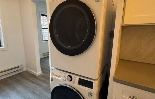 1 bed, 1 bath, $1,150, Unit 3N