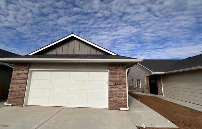 $1650 - 4 bed 2 bath - New Build Duplex in a beautiful neighborhood!