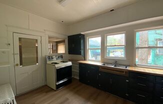 1 bed, 1 bath, $618, Unit 425 - 3