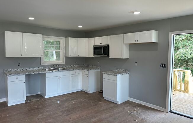 Sharpsburg- 3960 Highway 34 E 3 Bedroom 2 Bath
