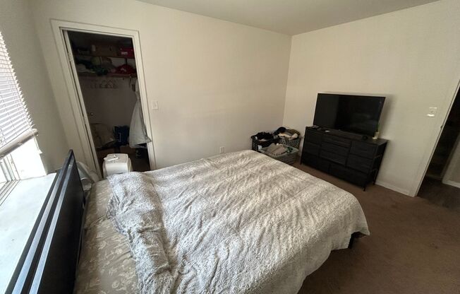 1 bed, 1 bath, $1,145, Unit 105