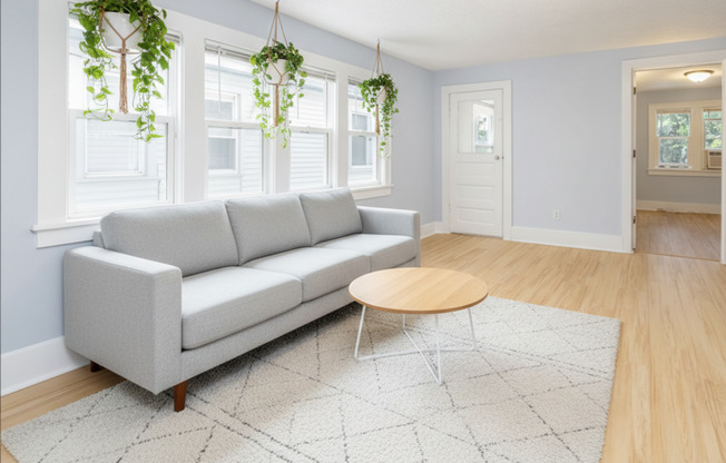 1044 Muskegon Ave NW