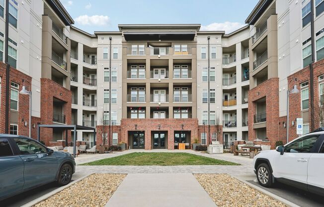 3 beds, 2 baths, 1,333 sqft, $2,025, Unit 1-401