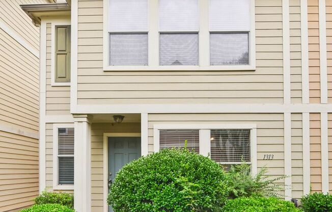 Stylish 2-Bed, 2-Bath Home with Unique Upside-Down Layout and Modern Finishes