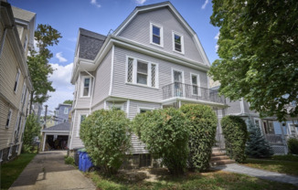 78 FELLSWAY W ST