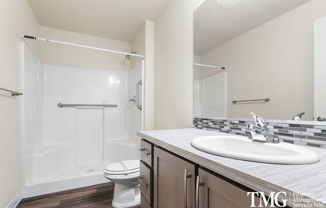 2 beds, 1.5 baths, 872 sqft, $1,650, Unit 226