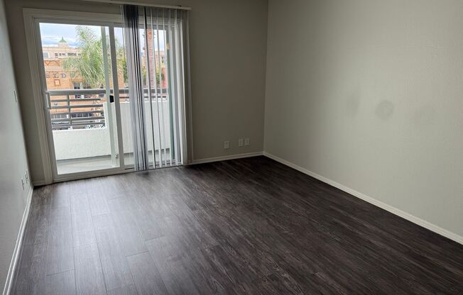 2 beds, 2 baths, 973 sqft, $3,130, Unit 337