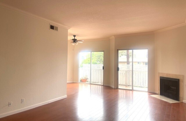 2 beds, 2 baths, 1,160 sqft, $2,800, Unit 202