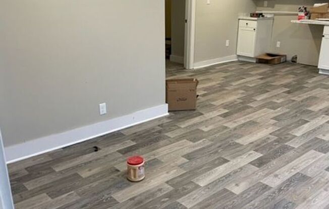 3 beds, 1 bath, 1,000 sqft, $1,175, Unit 1262-2