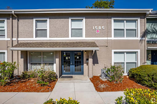 Building exterior at Pineview Apartments, in Clearwater, FL 33755