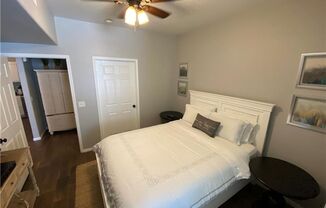 1 bed, 1 bath, $1,500