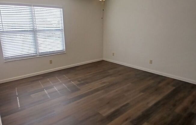 2 beds, 1.5 baths, 1,100 sqft, $1,195, Unit 662107