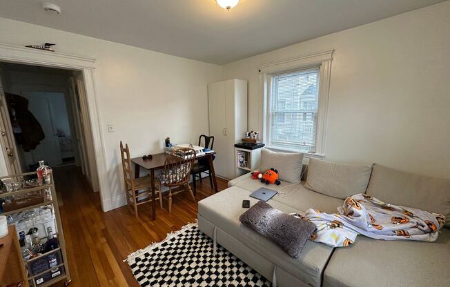 1 bed, 1 bath, 321 sqft, $2,080, Unit 105 Summer #106