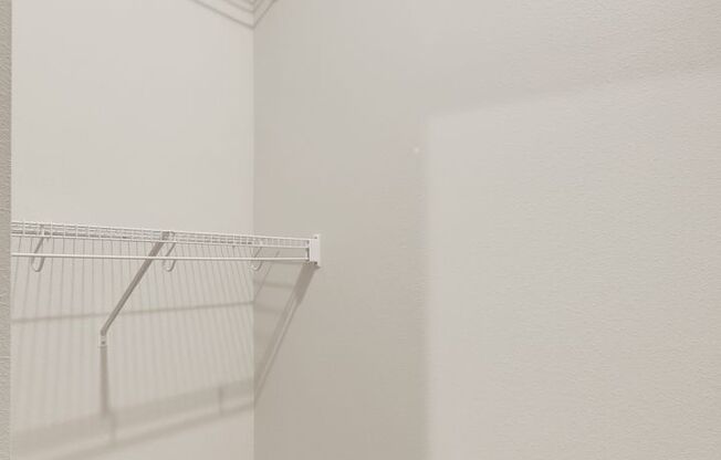 Studio, 1 bath, 678 sqft, $1,406, Unit 214
