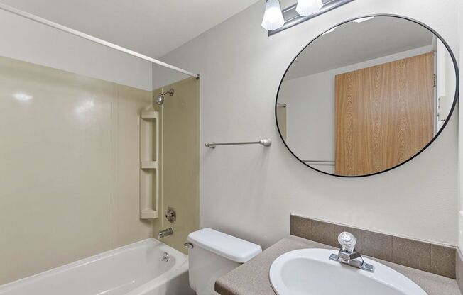 2 beds, 2 baths, 1,172 sqft, $1,580, Unit 1119