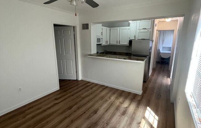**4 WEEKS FREE!!** Please contact Anastasia Sisneros 480-261-9549 to schedule a tour!