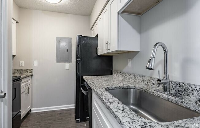 1 bed, 1 bath, 750 sqft, $899