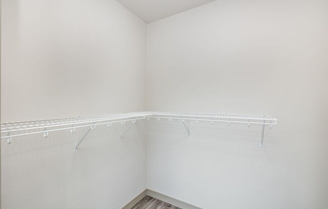 1 bed, 1 bath, $1,600, Unit Unit B516