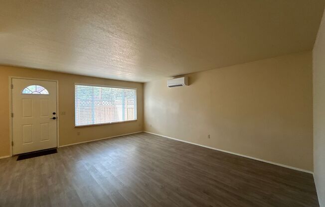 Remodeled 2 Bedroom 1 Bath Duplex in Bend Oregon