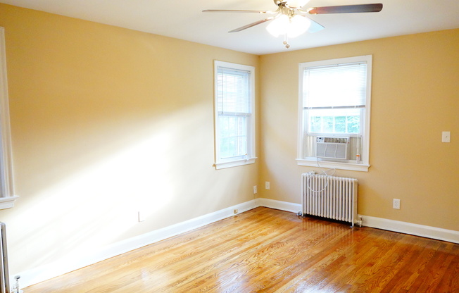 8107 Greenwood Avenue D&G PROPERTIES LLC