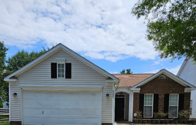 4352 BUBBLING BRK CT